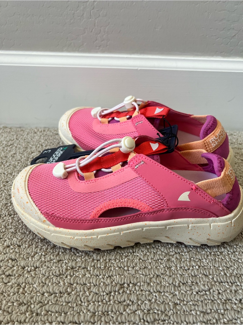 Rugged Shark Girls' Trek Sandals size3 NWT $15